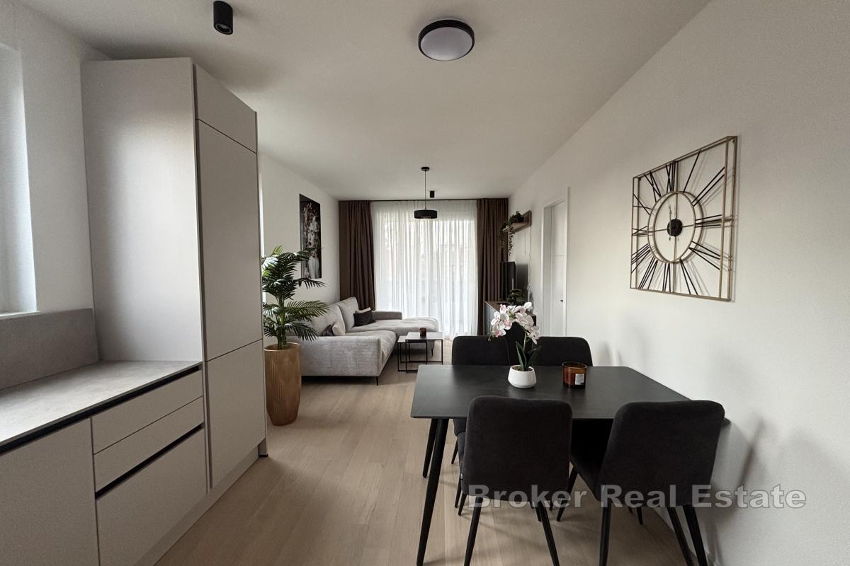 Moderní byt s parkováním v novostavbě (PRVNÍ NASĚHOVÁNÍ)