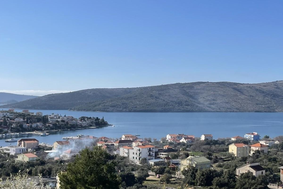 001-2035-340-Trogir-Building-land-near-the-sea-for-sale