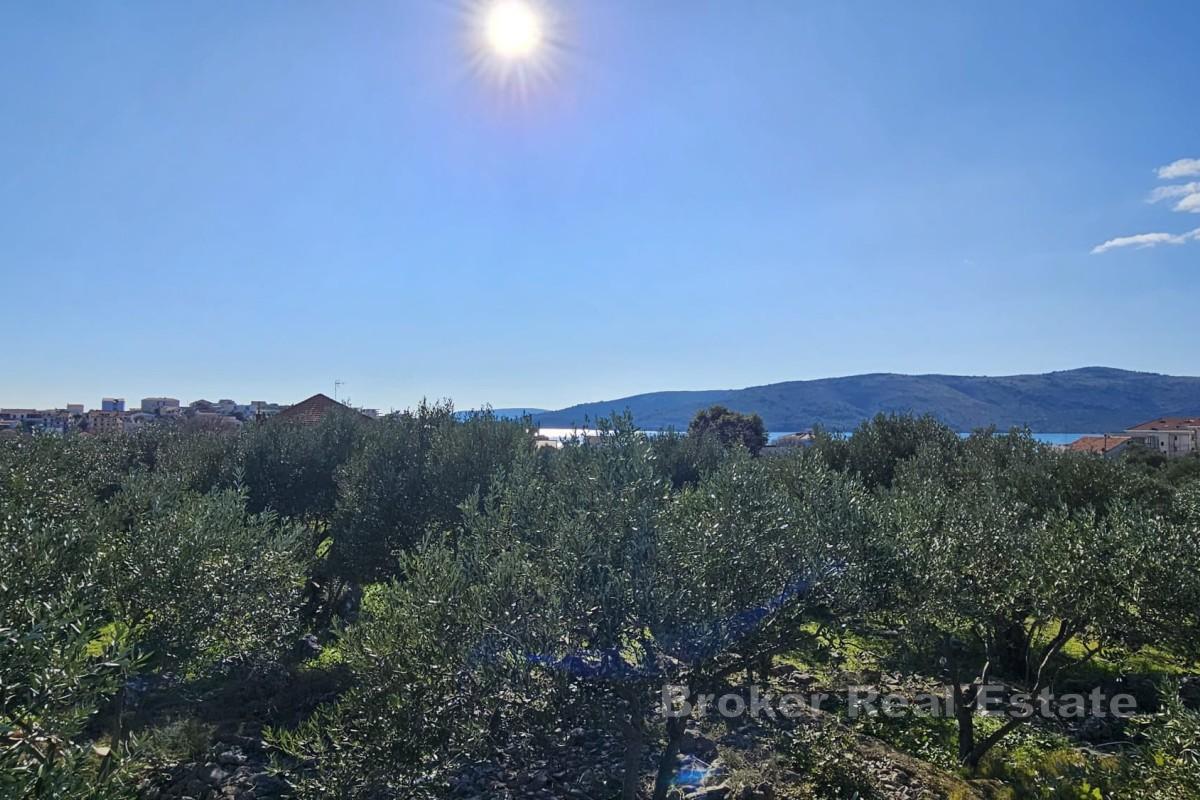 Byggmark nära havet