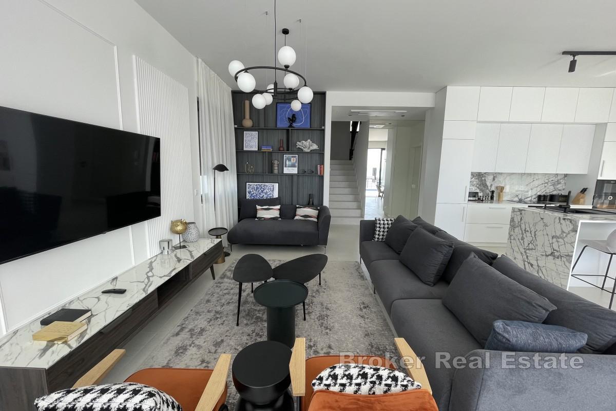 Villa de luxe avec vue panoramique sur la mer