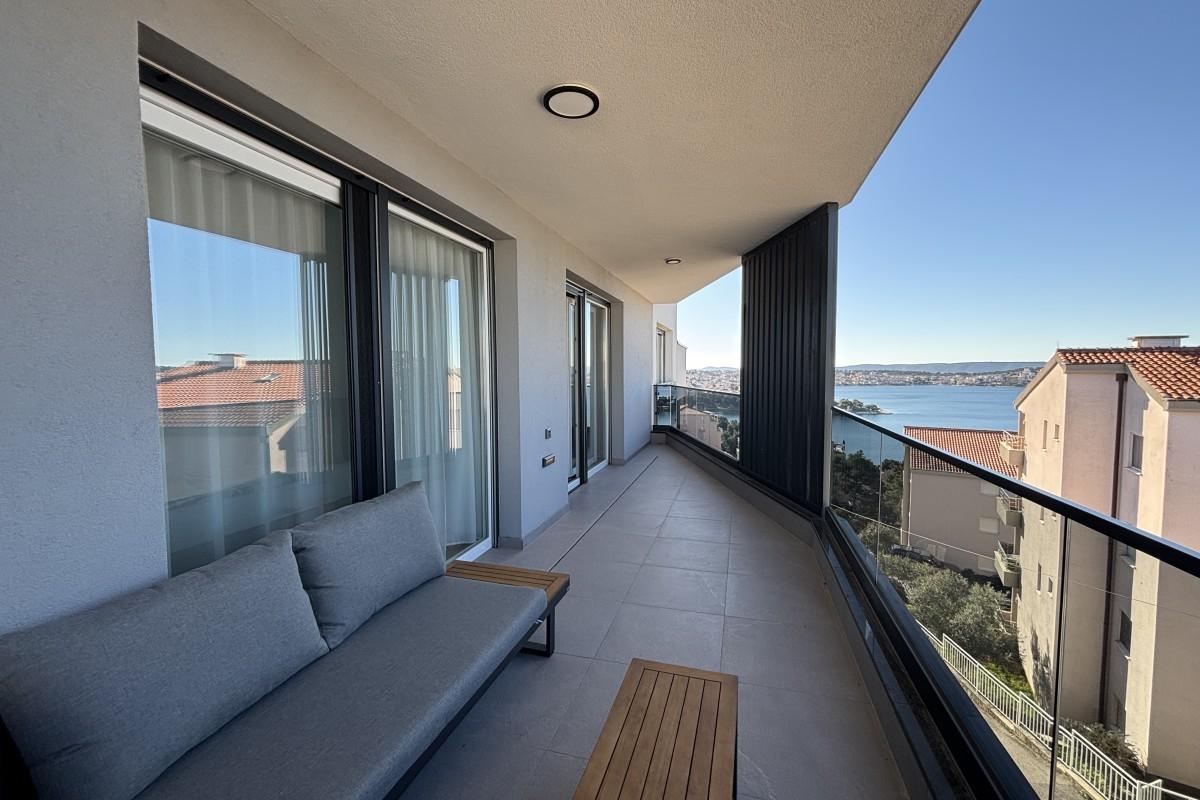 001-2035-345-Trogir-Two-bedroom-penthouse-with-sea-view-for-sale