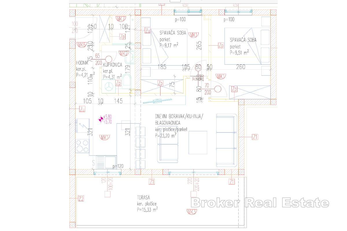 Dvosoban penthouse stan s krovnom terasom i pogledom na more