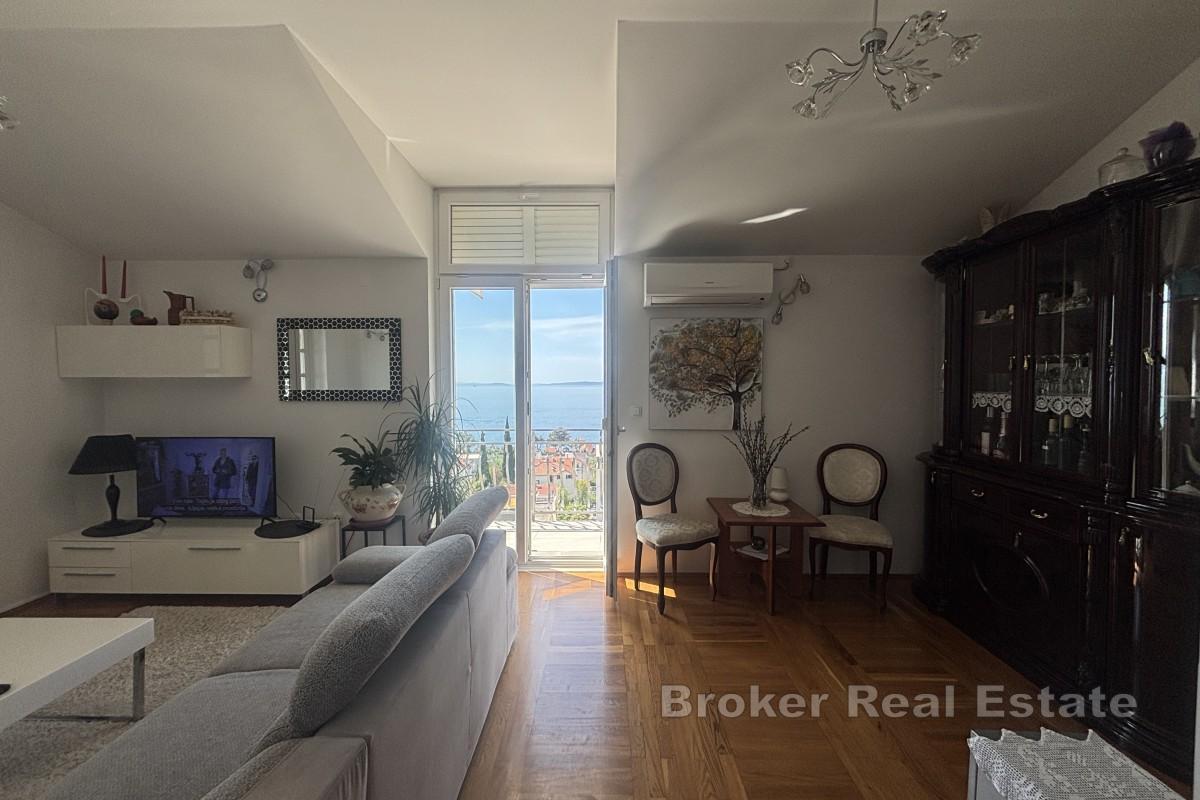 Trzypokojowy apartament z widokiem na morze