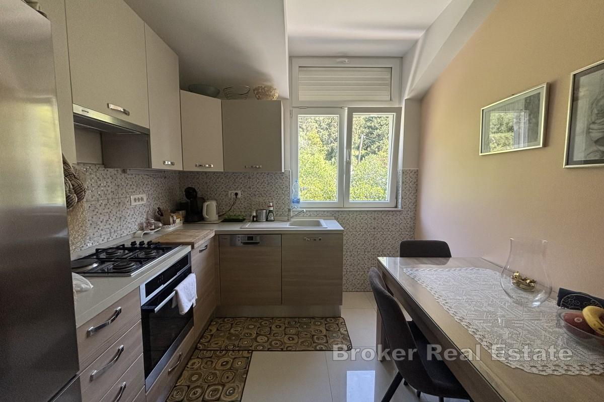 Trzypokojowy apartament z widokiem na morze