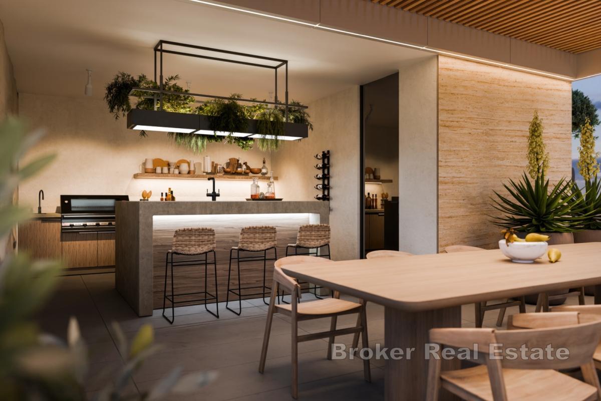Luksusowy, trzypokojowy apartament typu penthouse z widokiem na morze