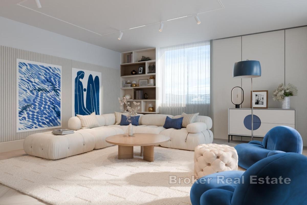 Luxusní třípokojový penthouse apartmán s výhledem na moře