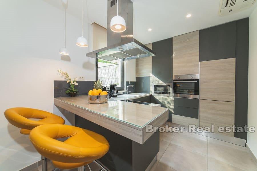 Luksuzna vila s pogledom na more