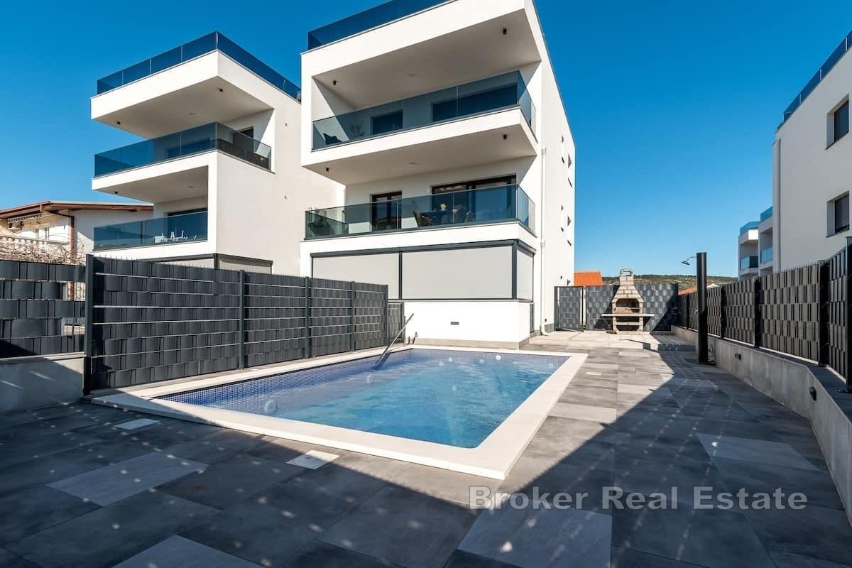 Moderne 2-Zimmer-Wohnung mit Pool
