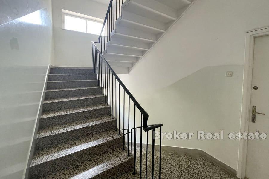 Sukoišan, toroms leilighet