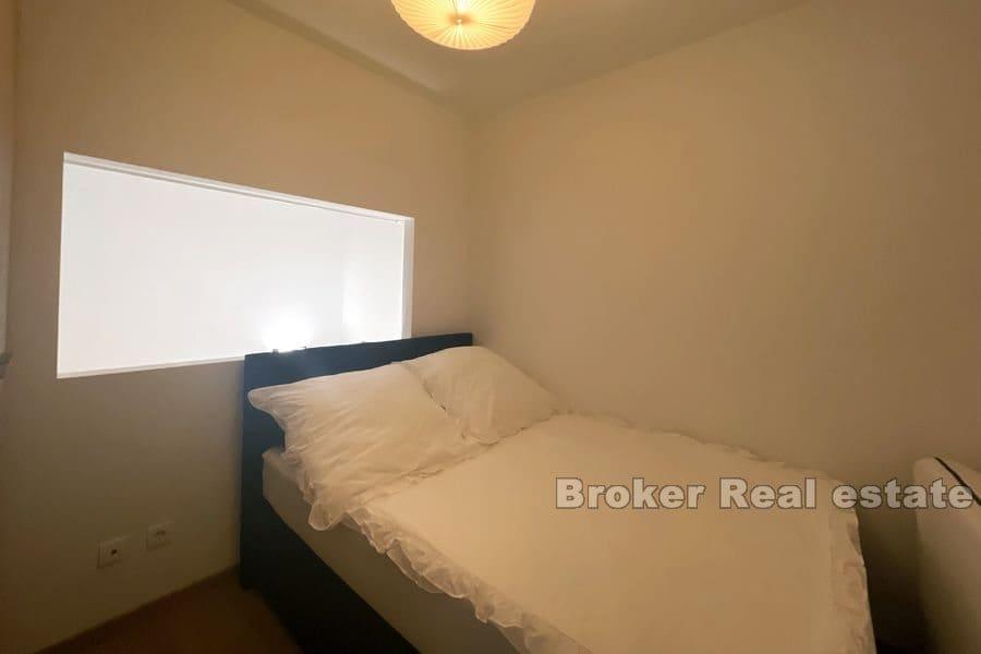 Žnjan, to-etasjers leilighet med tre soverom