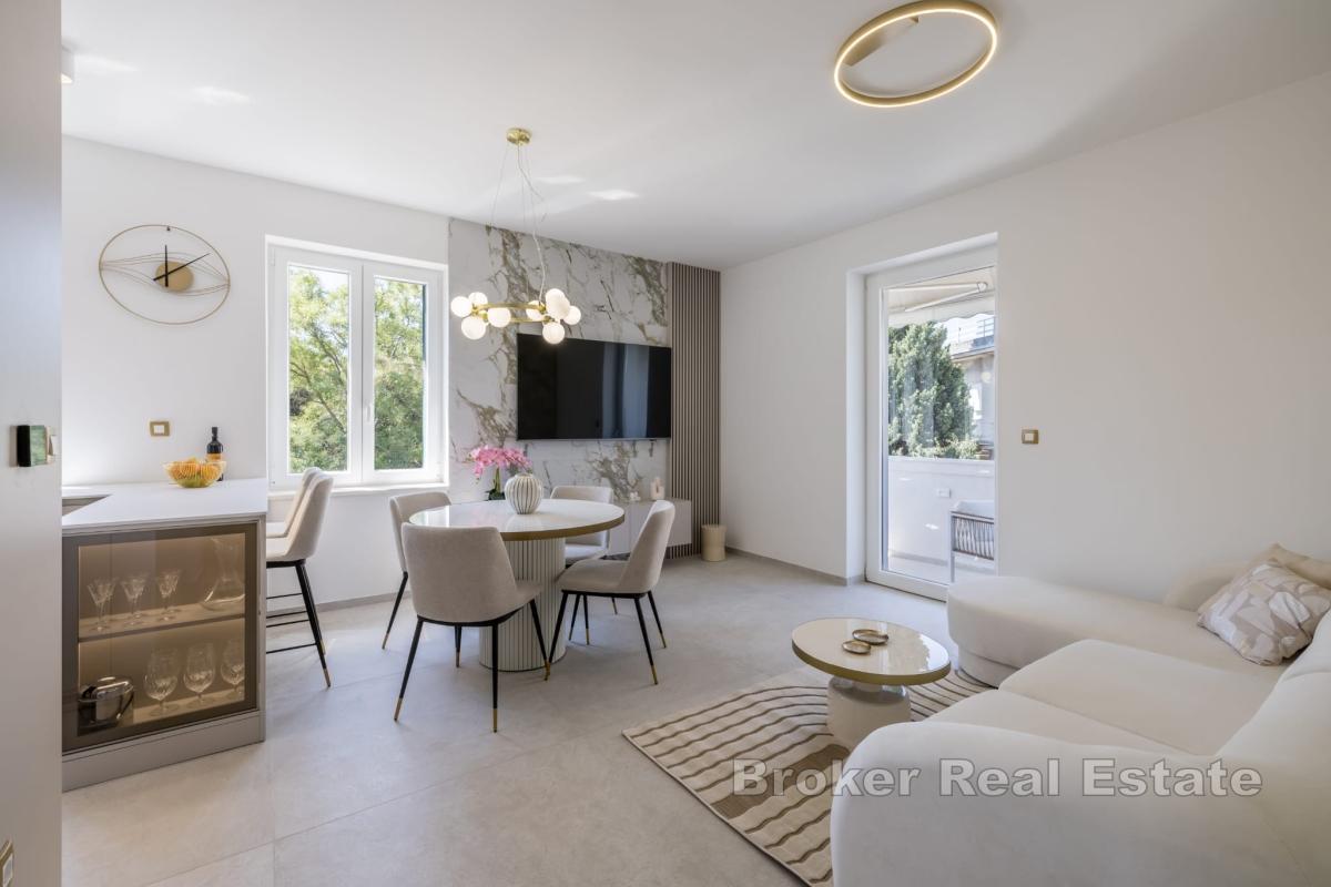Luxuriöse 2-Zimmer-Wohnung mit Meerblick
