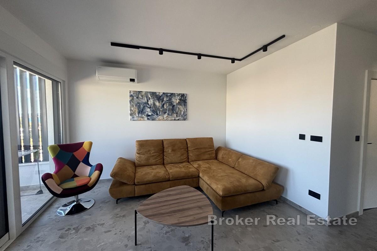 Appartement penthouse moderne avec terrasse sur le toit
