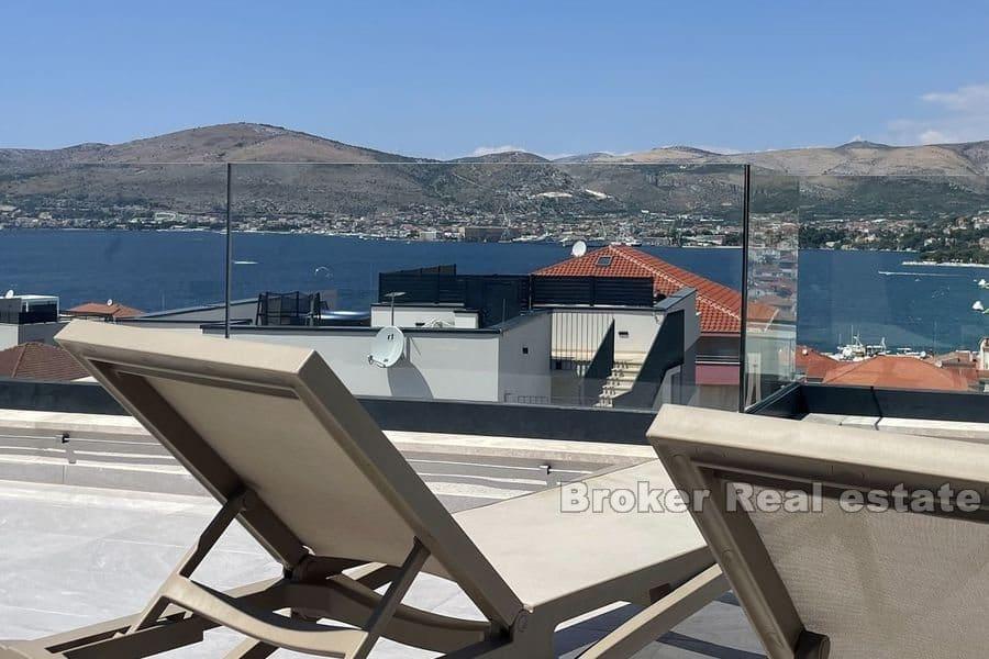 Luksuzni penthouse s pogledom na more