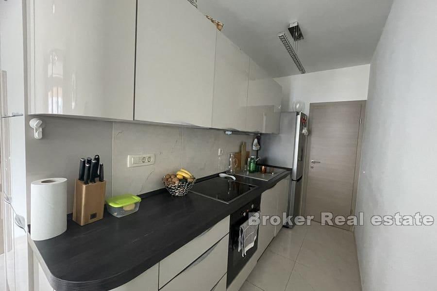 Blatine, moderne leilighet med 2 soverom