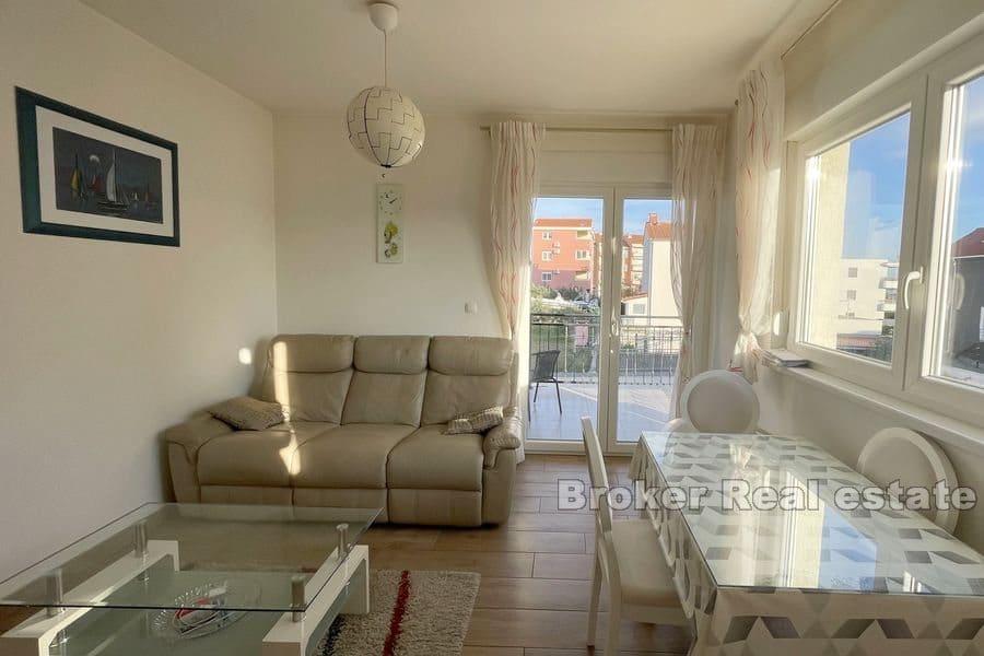 Möblierte Wohnung mit zwei Schlafzimmern