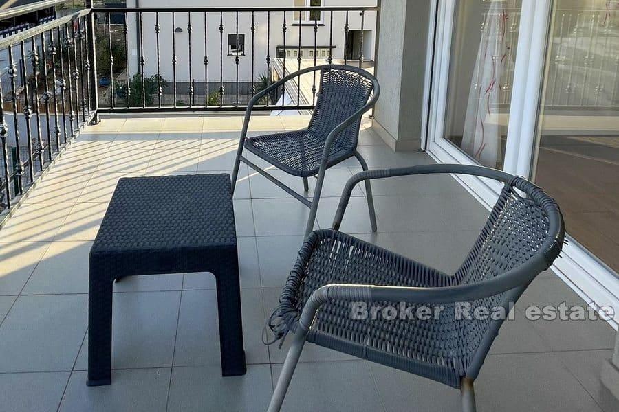 Möblierte Wohnung mit zwei Schlafzimmern