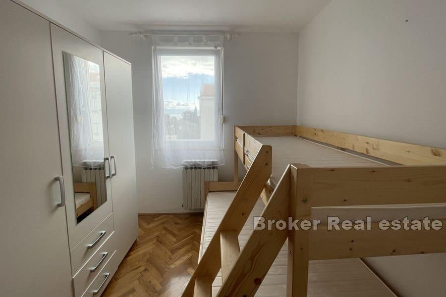 Pazdigrad, spacious two bedroom apartment