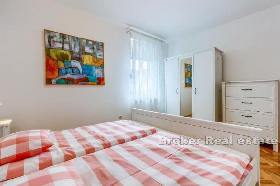 Pazdigrad, komforan dvosoban stan