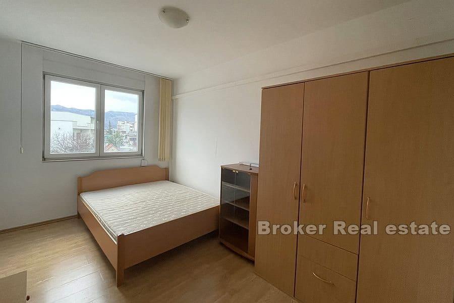 Sućidar, lägenhet med ett sovrum för renovering