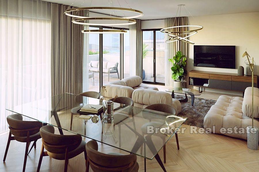 Luxurious penthouse with open sea view