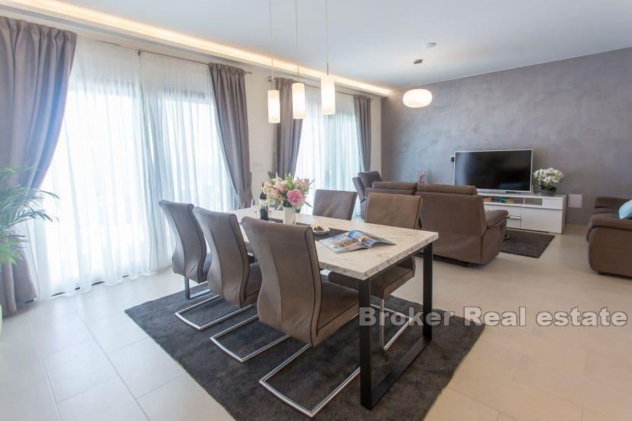 Luxury villas with sea view
