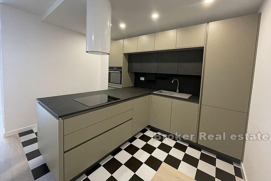 Трстеник, роскошная трехкомнатная квартира