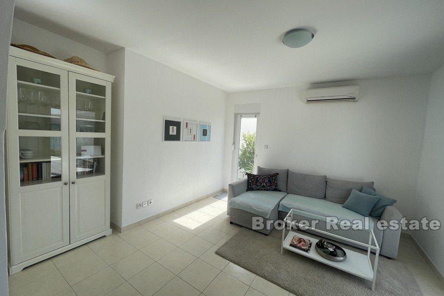 Moderní dvoupokojový apartmán s výhledem na moře