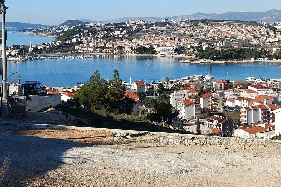 Building land with sea view