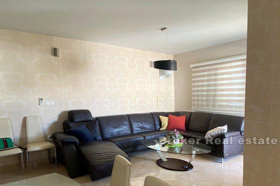 Modernly decorated, spacious apartment