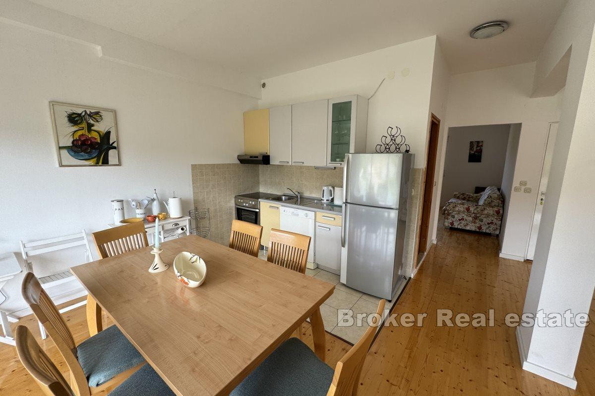 Apartmenthaus in ruhiger Lage