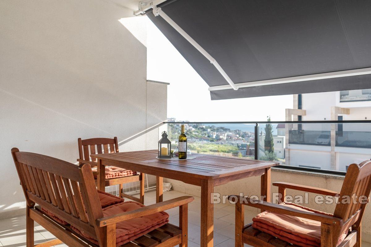 Predivan osunčan dvosobni apartman