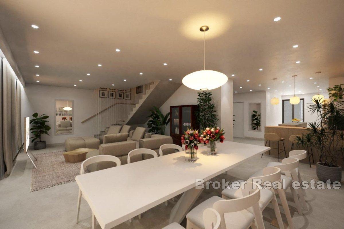Two-story apartment, first row to the sea