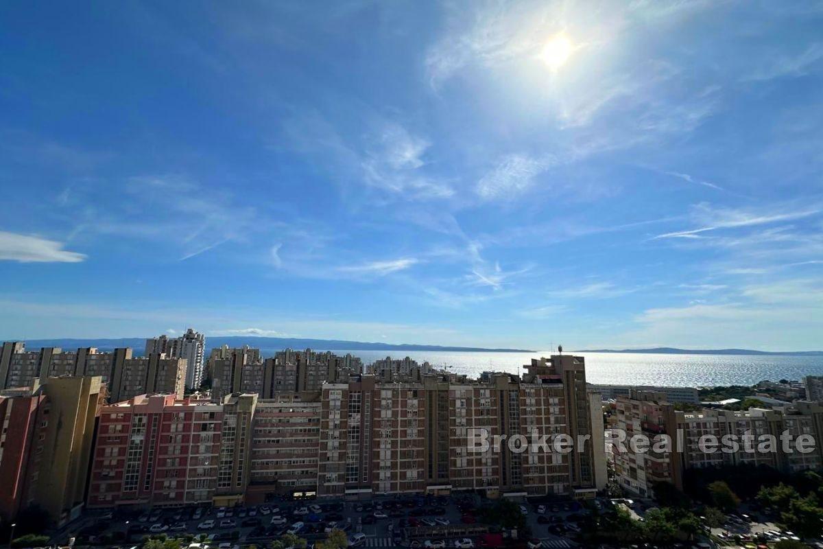 Appartement spacieux avec une belle vue sur la mer