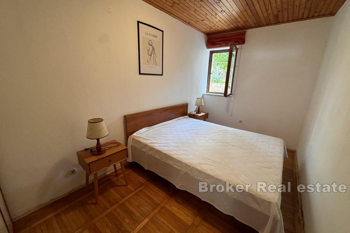 Apartment mit 1 Schlafzimmer und Garten