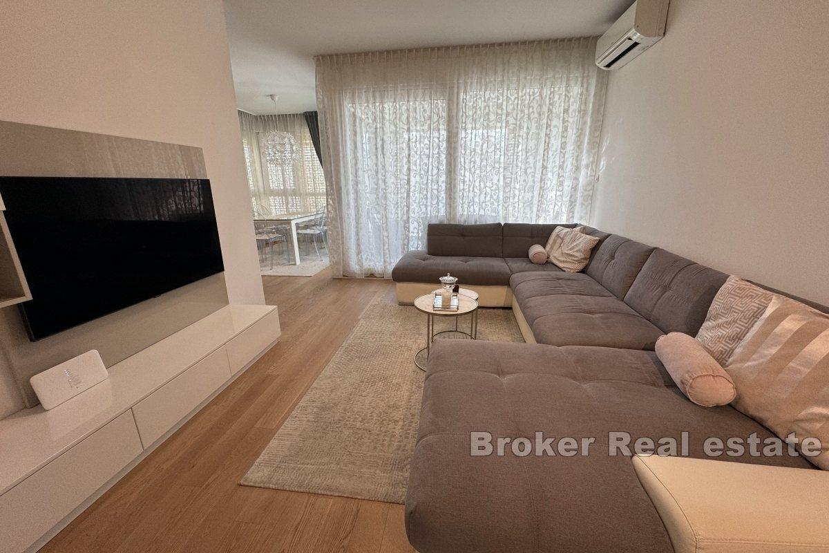 Luksusowy apartament z trzema sypialniami