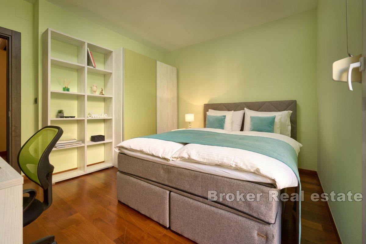 Predivan trosobni apartman s pogledom na more