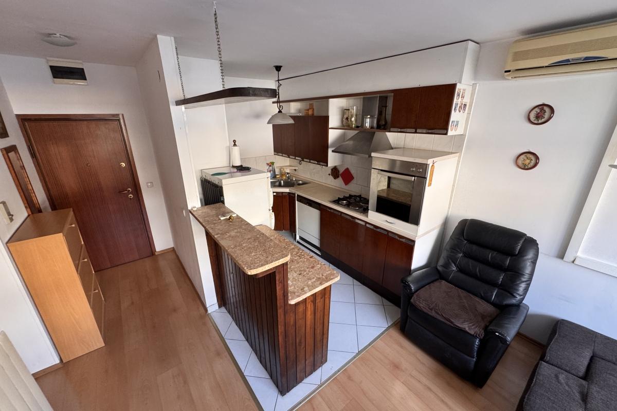 Appartement T2 à rénover, Split