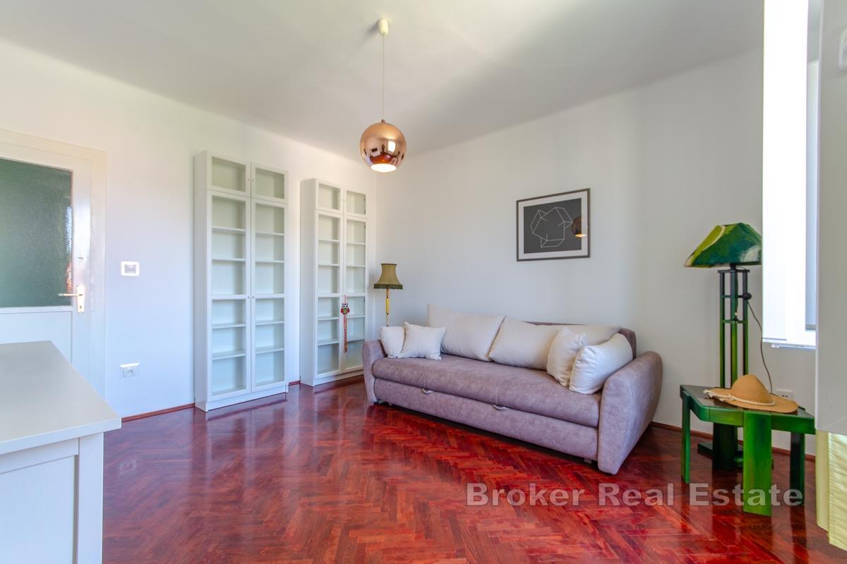 Tvårumslägenhet med parkering mitt i centrum