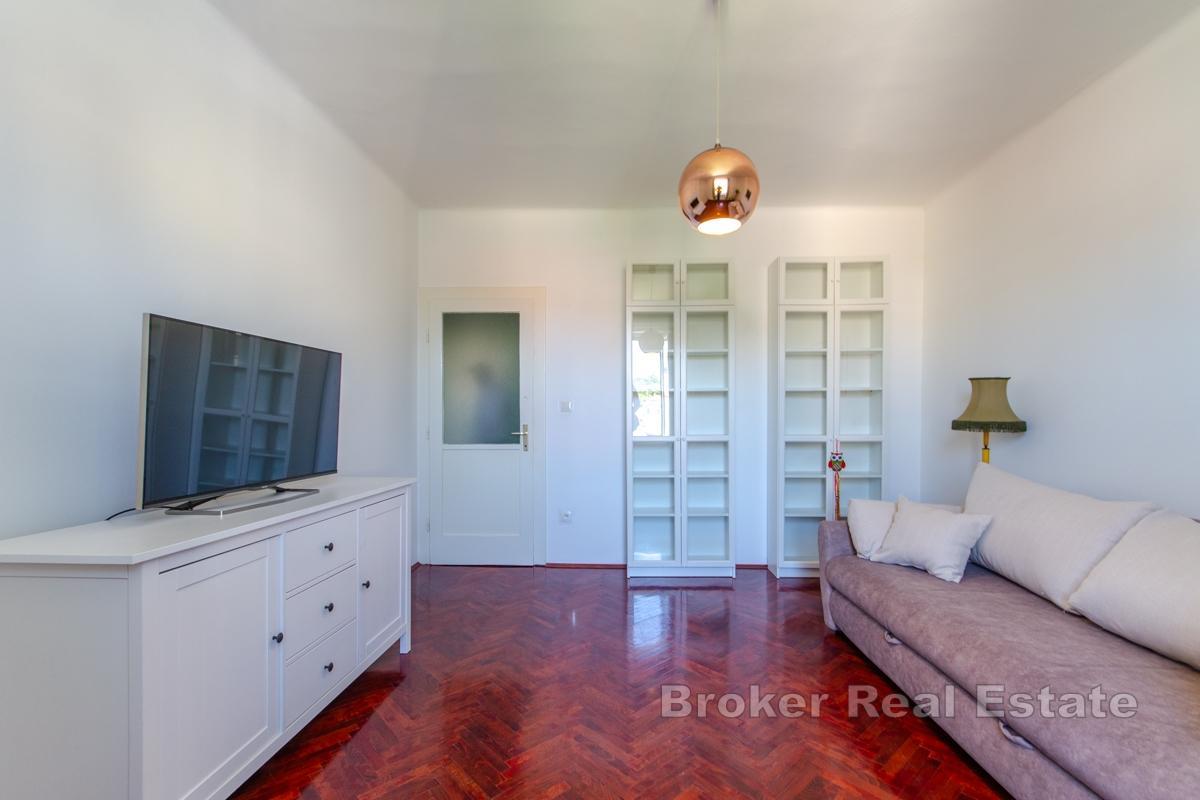 Tvårumslägenhet med parkering mitt i centrum