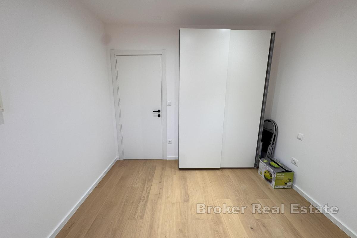 Nowoczesna przestrzeń biurowa/apartament