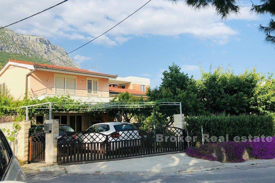Haus in ruhiger Lage mit Meerblick
