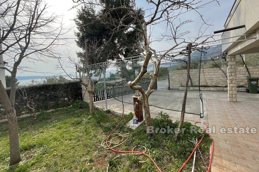 Casa in posizione tranquilla con vista sul mare