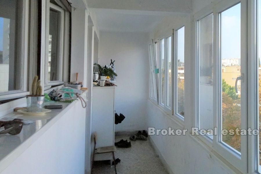 Dobri, spacious two bedroom apartment
