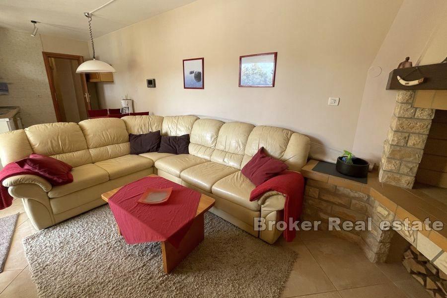 Strožanac, appartamento con piscina e vista mare