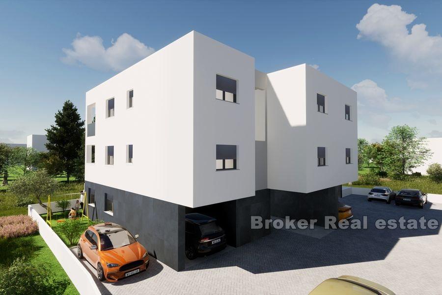 Apartments near sea, attractive location