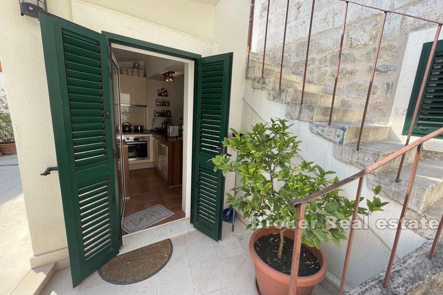 Varos, studio apartment