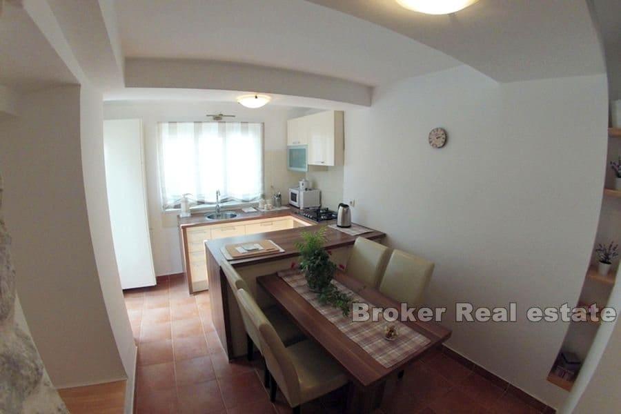 Varos, studio apartment