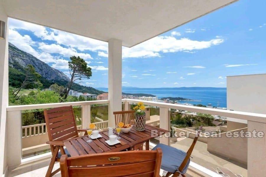 Spacious three-room apartment with a sea view