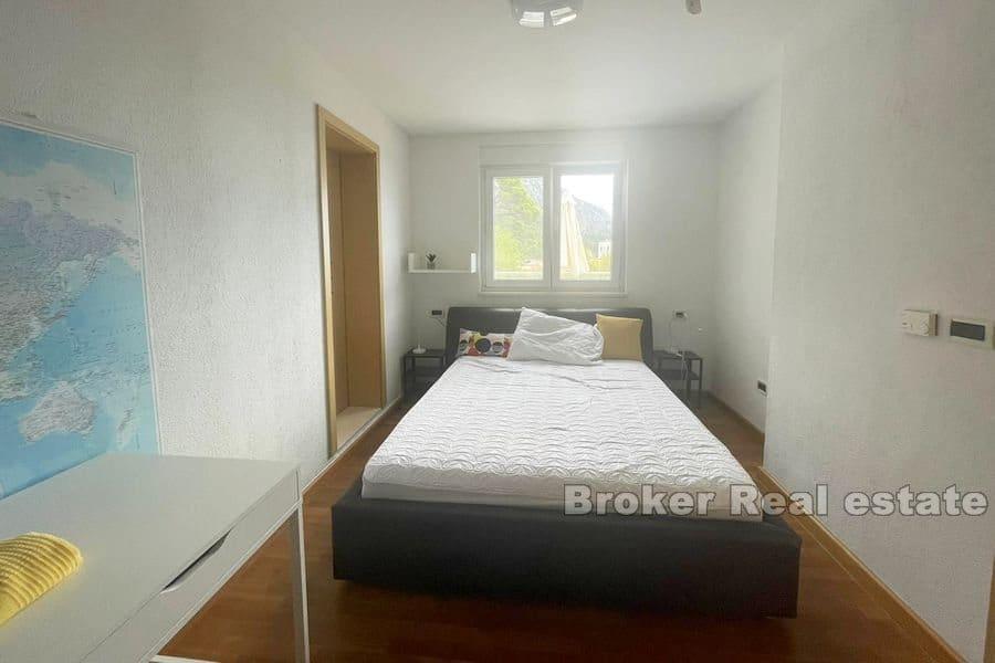 Przestronny apartament trzypokojowy z widokiem na morze