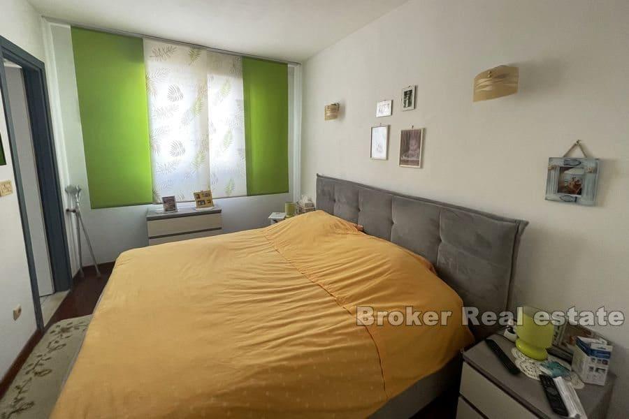 Meje, przestronny, trzypokojowy apartament z widokiem na morze